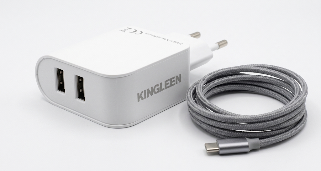 Cargador Kingleen C833E de Pared Dual USB 2.1A para iPhone con cable trenzado USB-C incluido